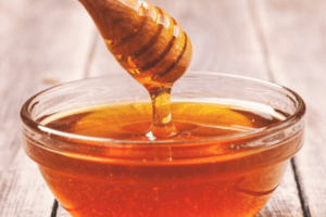 10 Benefits of Honey – Advantages & Uses of Honey